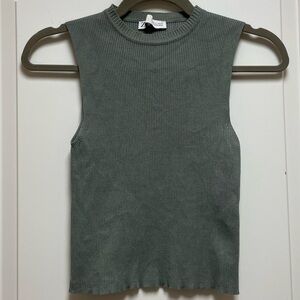 🖤 Zara Size Small Sage Green Ribbed Sleeveless Racerback Crop Top Grunge Y2K